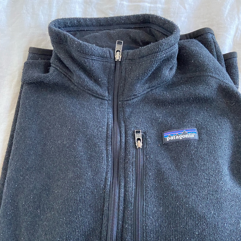 L Black Patagonia Sweater